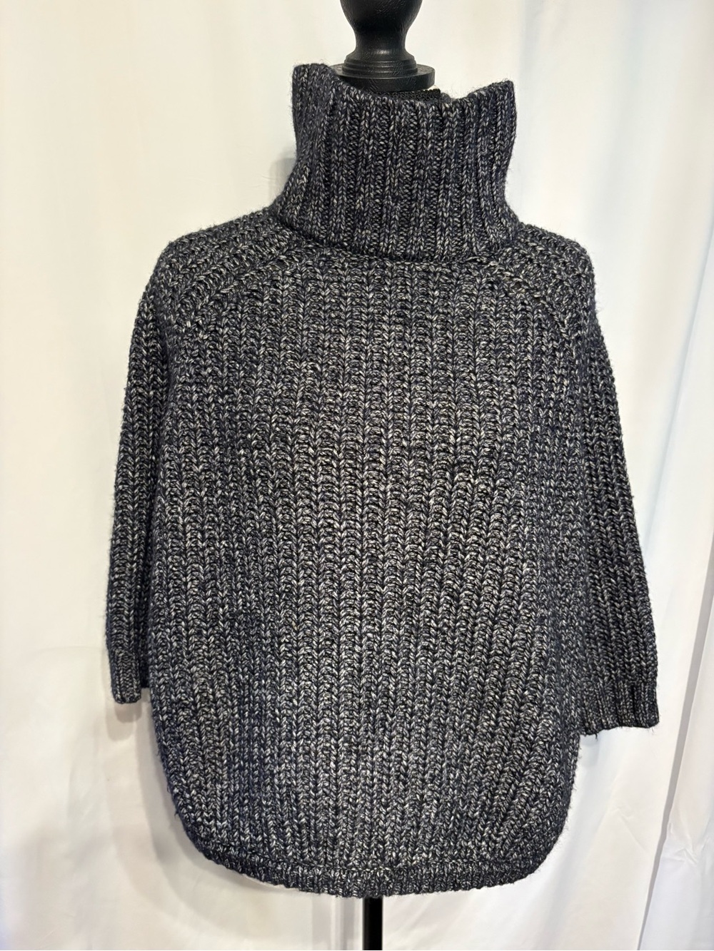 Victoria's Secret Marbled Chunky Charcoal Turtleneck Sweater Size S/P.